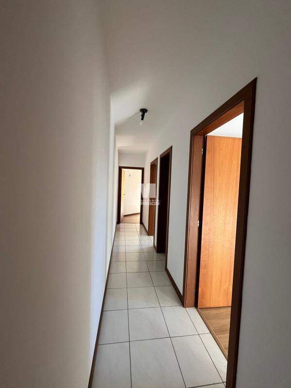 Apartamento à venda no bairro Centro: 