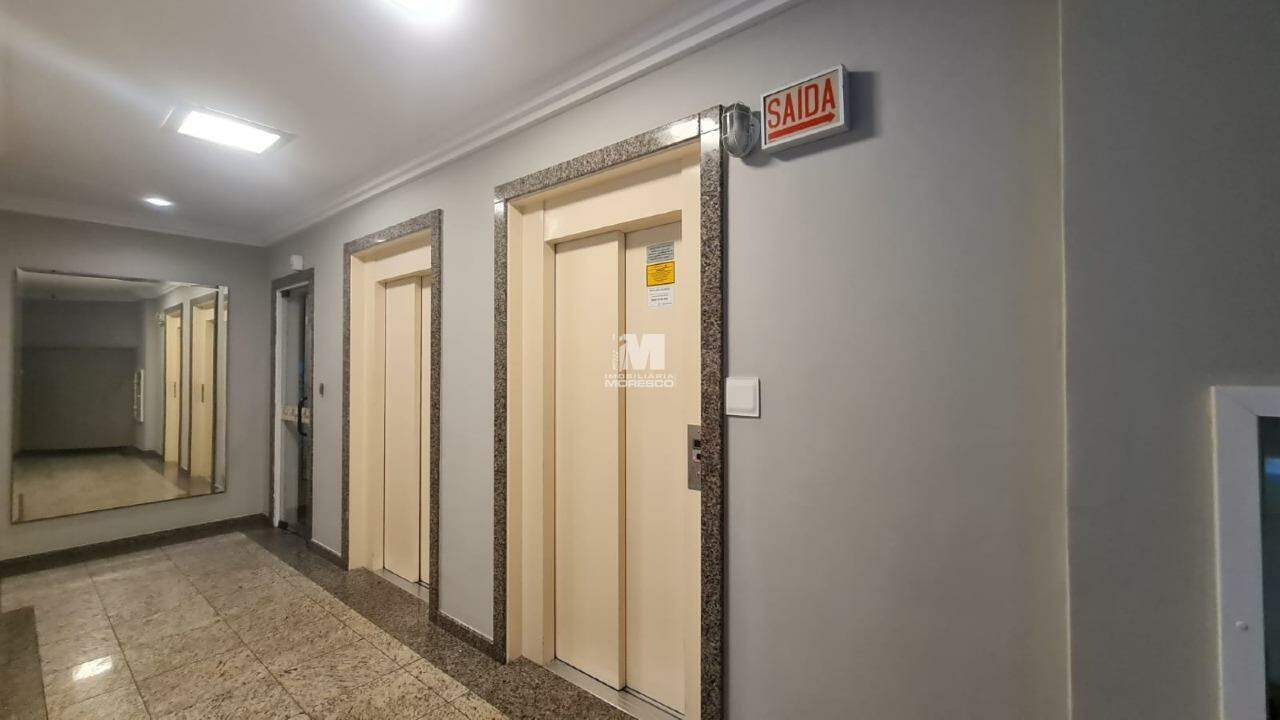 Apartamento à venda no bairro Centro: 
