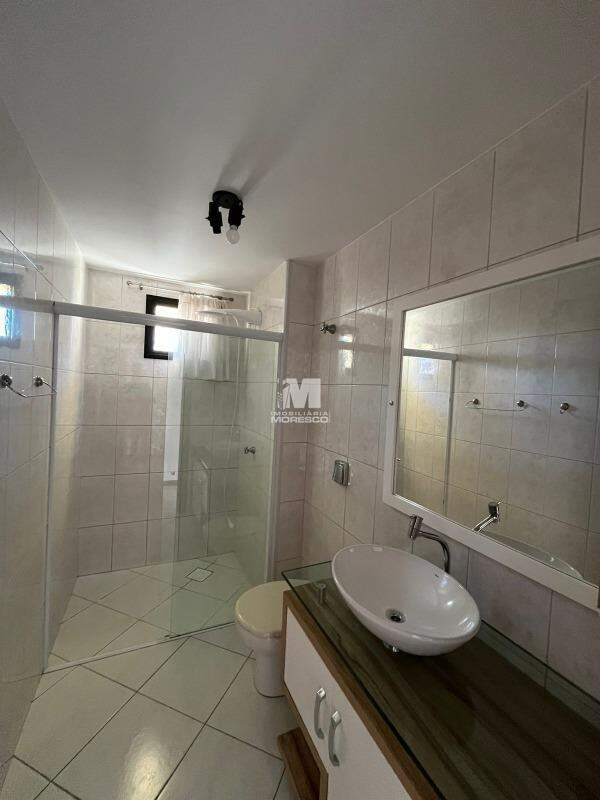 Apartamento à venda no bairro Centro: 
