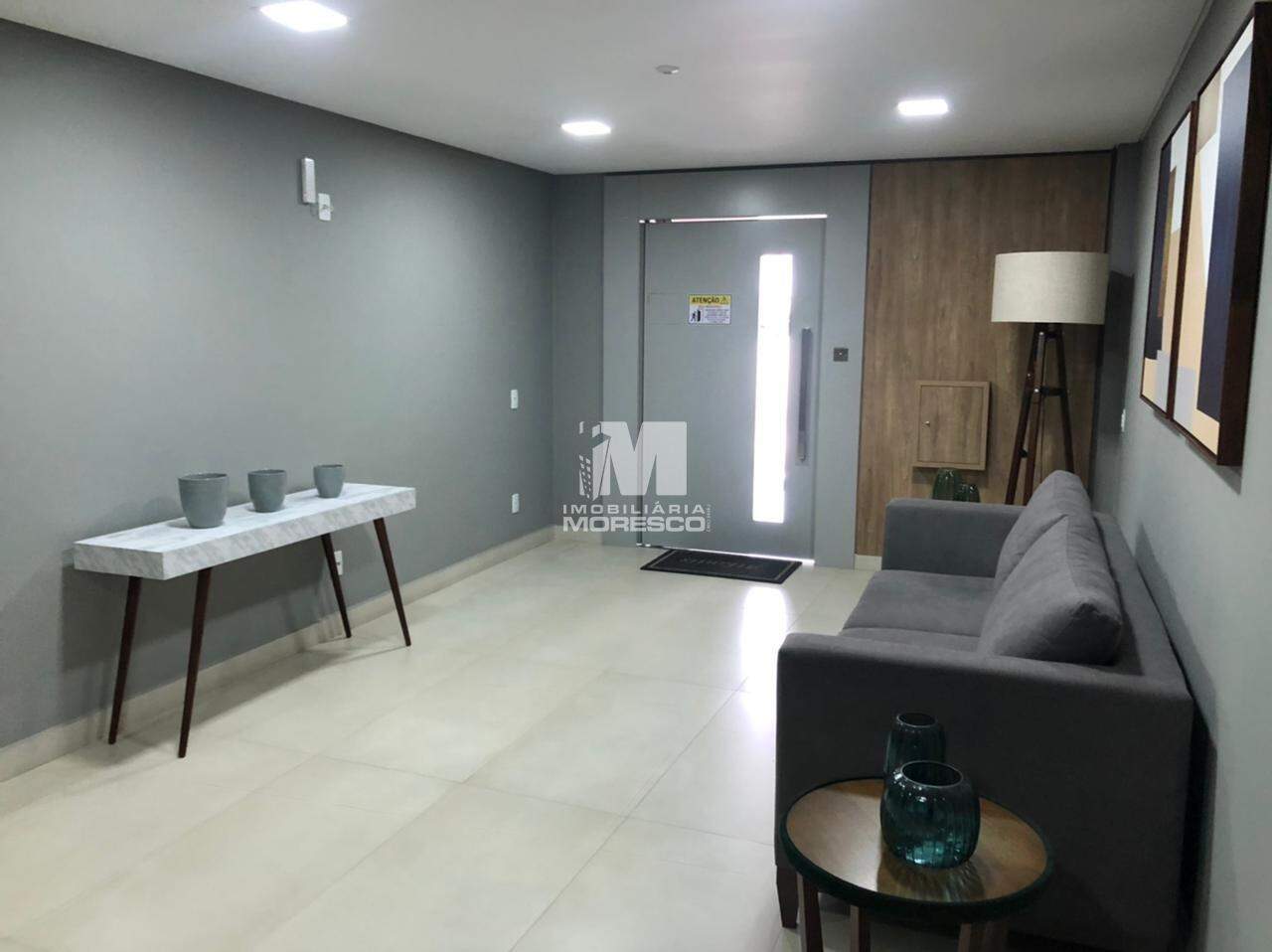 Apartamento à venda no bairro Centro II: 