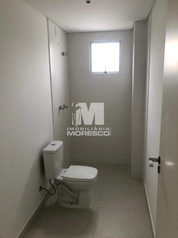 Apartamento à venda no bairro Centro II:
