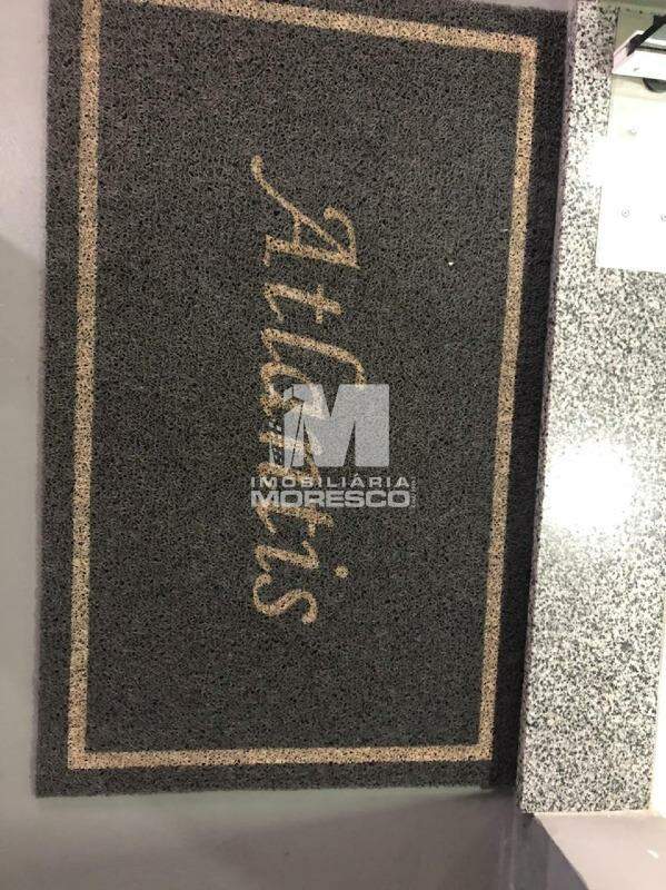 Apartamento à venda no bairro Centro II: