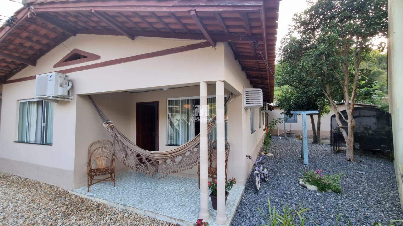 Casa à venda no bairro Primeiro de Maio: 