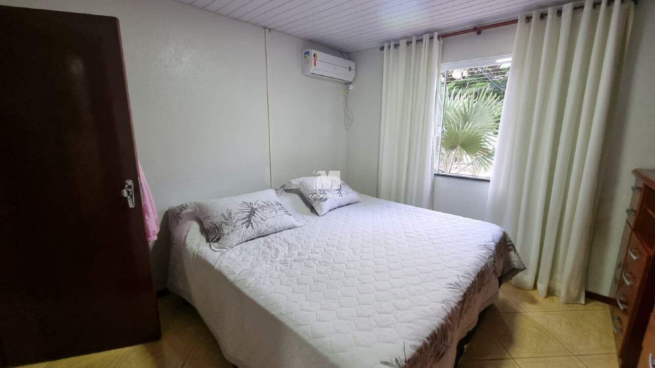 Casa à venda no bairro Primeiro de Maio: 