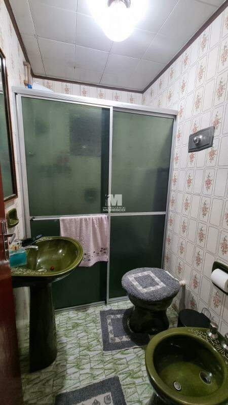 Casa à venda no bairro Primeiro de Maio: 