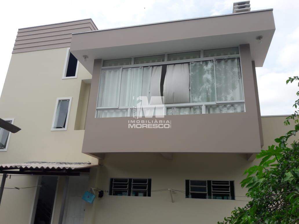 Casa à venda no bairro Centro: