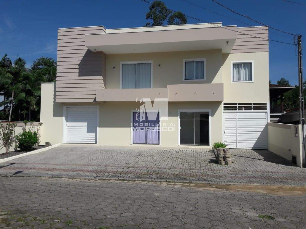 Casa à venda no bairro Centro: 