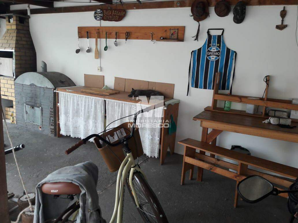 Casa à venda no bairro Centro: