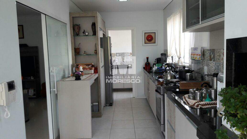 Casa à venda no bairro Centro: