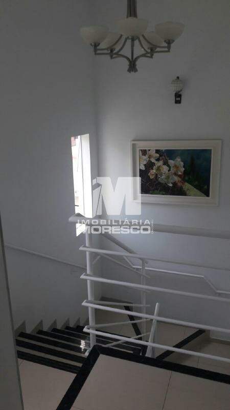 Casa à venda no bairro Centro: