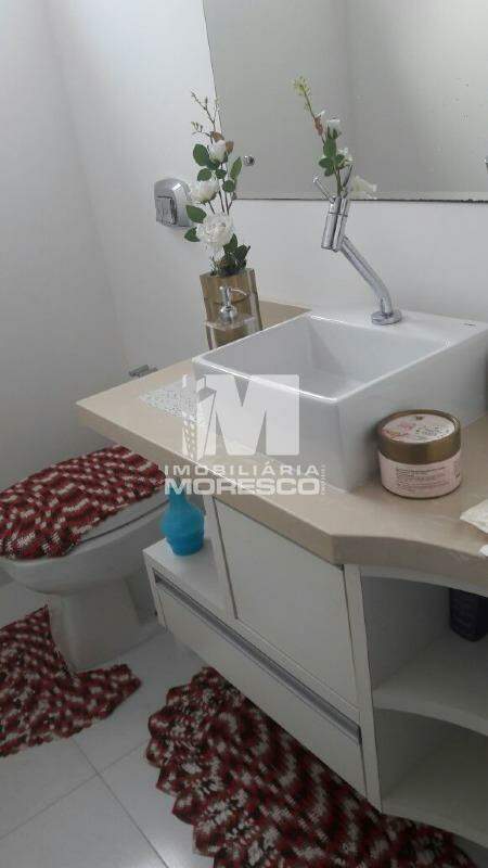 Casa à venda no bairro Centro: