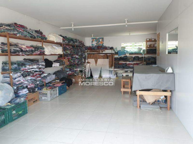 Casa à venda no bairro Centro: