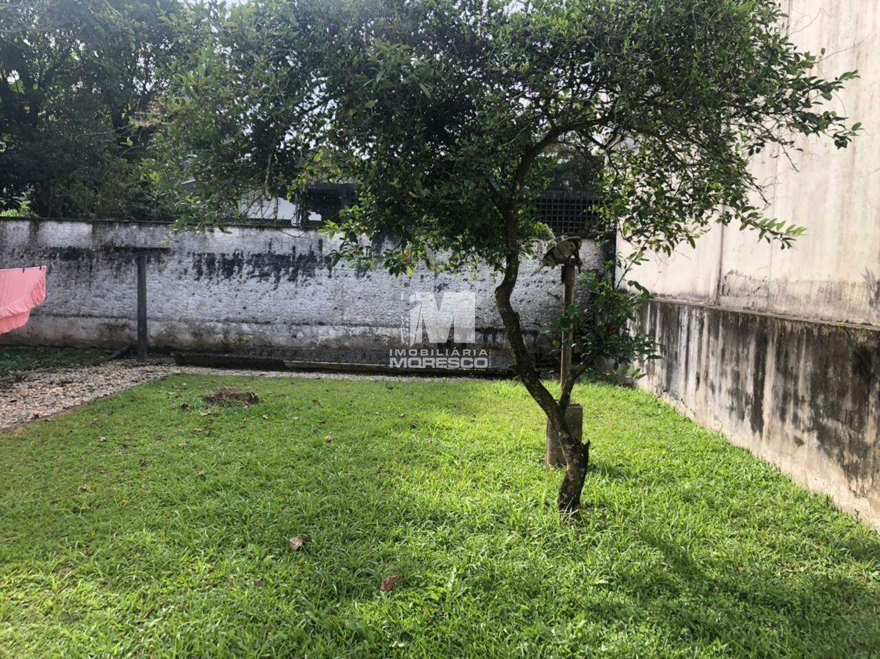 Casa à venda no bairro Jardim Maluche: