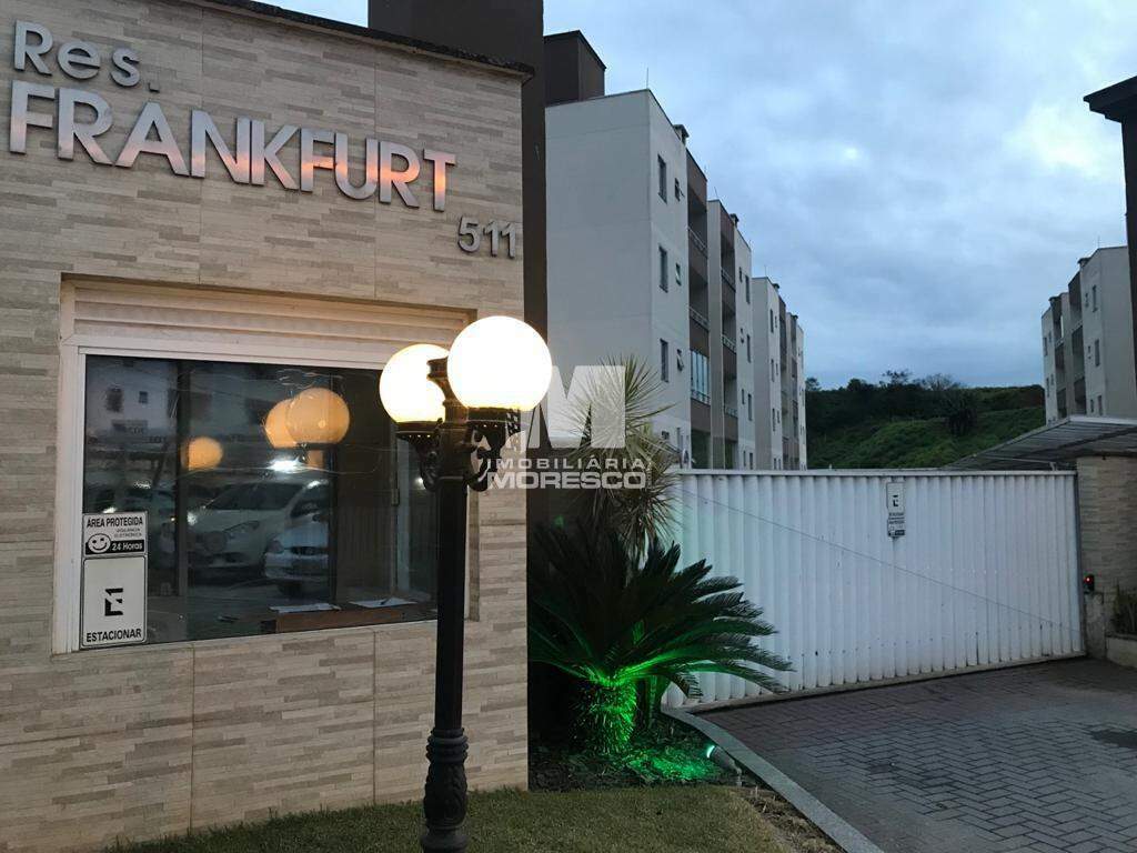 Apartamento à venda no bairro Souza Cruz: