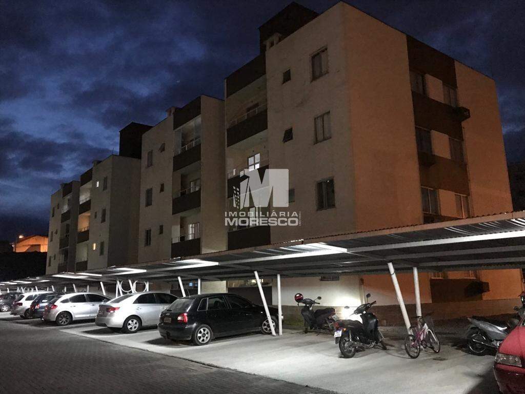 Apartamento à venda no bairro Souza Cruz: 
