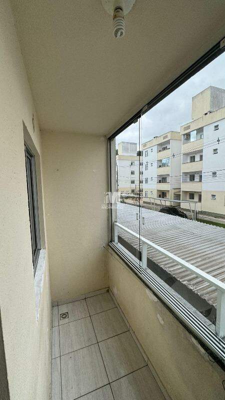 Apartamento à venda no bairro Souza Cruz: 