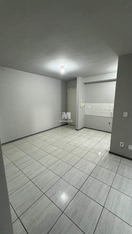 Apartamento à venda no bairro Souza Cruz: