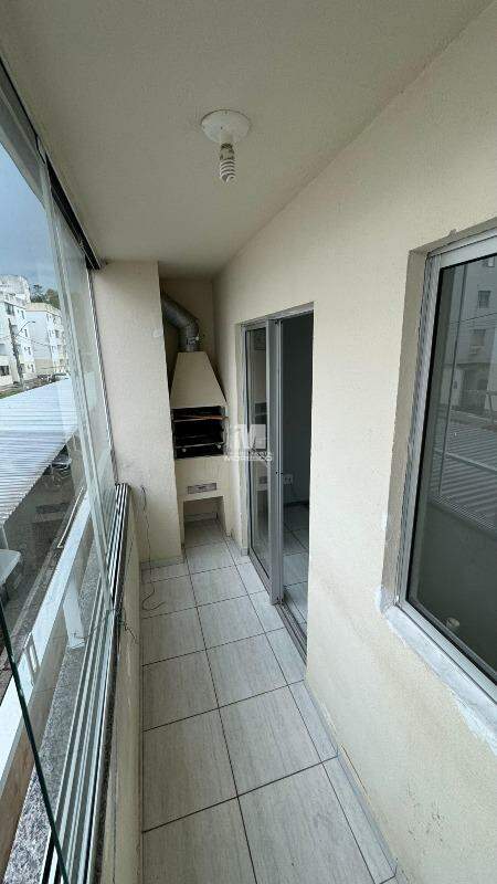 Apartamento à venda no bairro Souza Cruz: 
