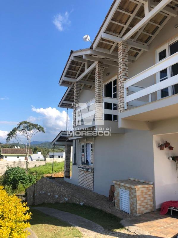 Casa à venda no bairro Souza Cruz: 