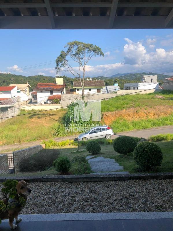 Casa à venda no bairro Souza Cruz: 