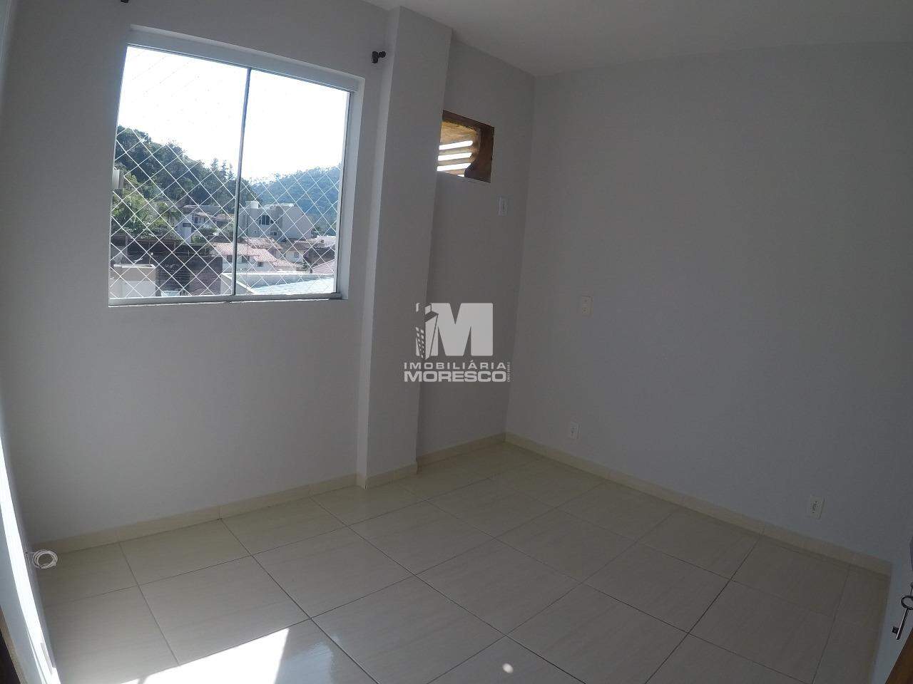 Apartamento para aluguel no bairro Primeiro de Maio: 