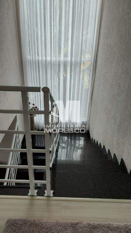 Casa à venda no bairro Lageado Baixo: 