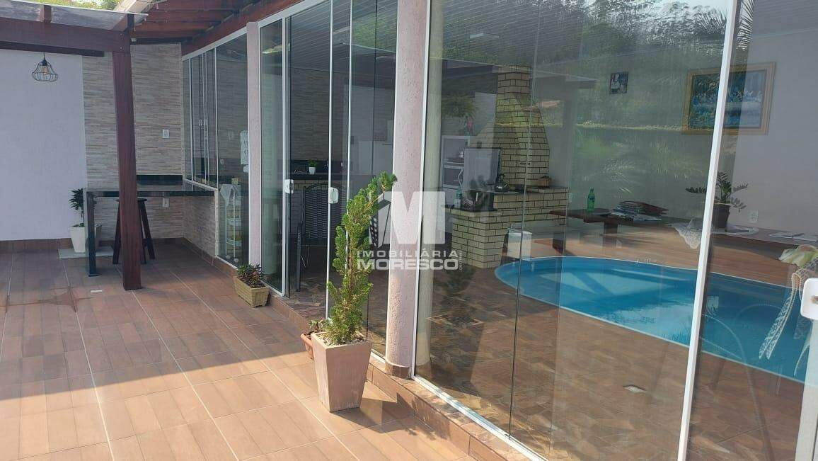 Casa à venda no bairro Lageado Baixo: 