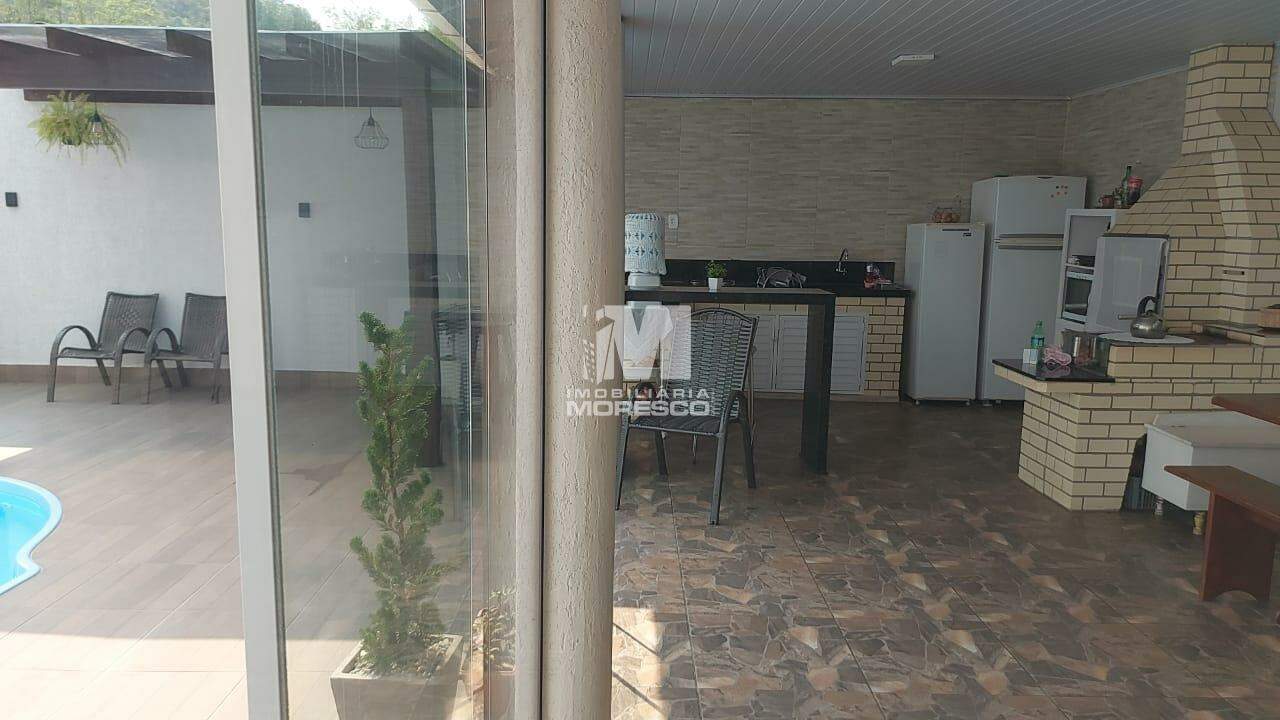 Casa à venda no bairro Lageado Baixo: 