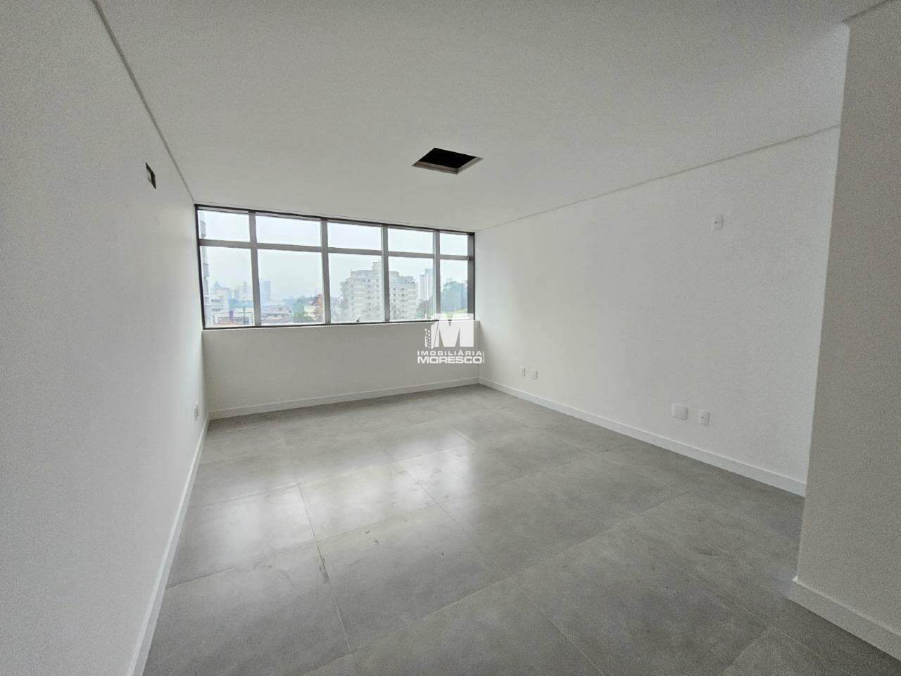 Sala Comercial de 41m² no bairro Centro, em Brusque | Eu Corretor