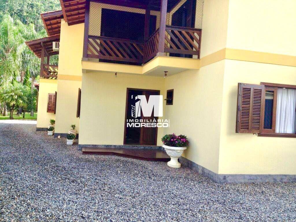 Casa à venda no bairro São Pedro: 