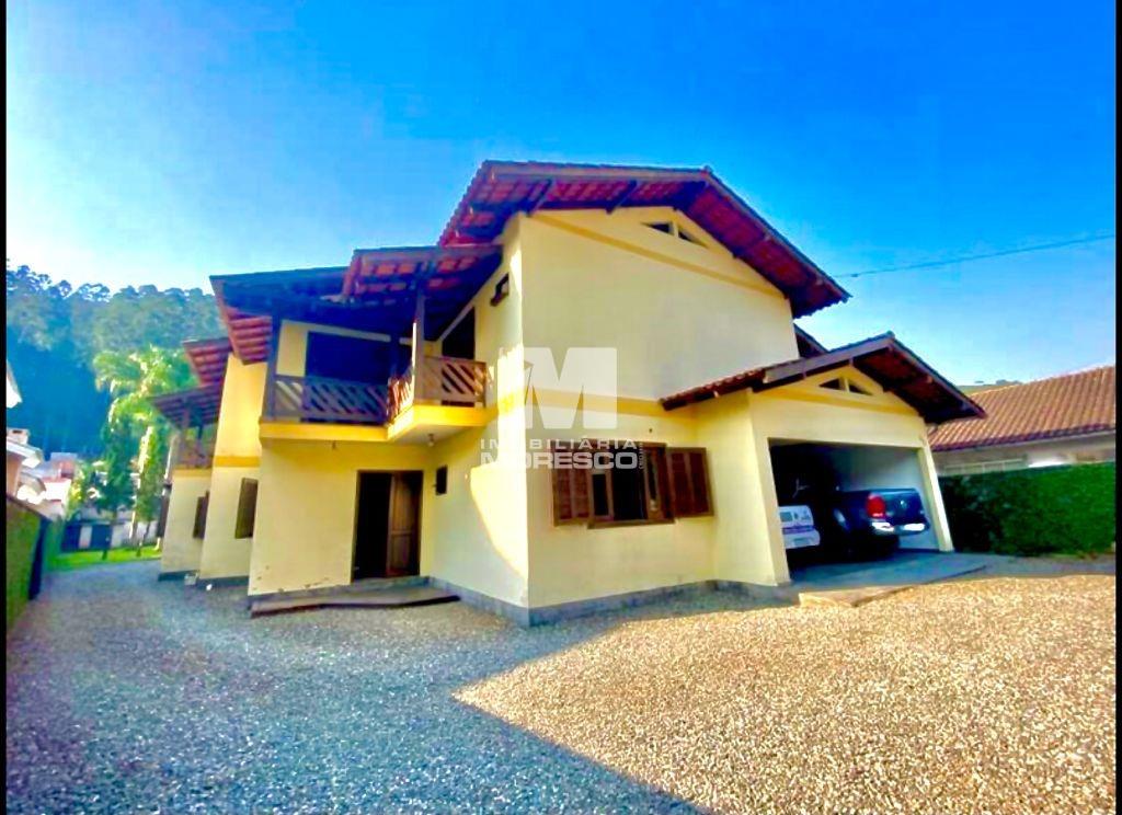 Casa à venda no bairro São Pedro: 