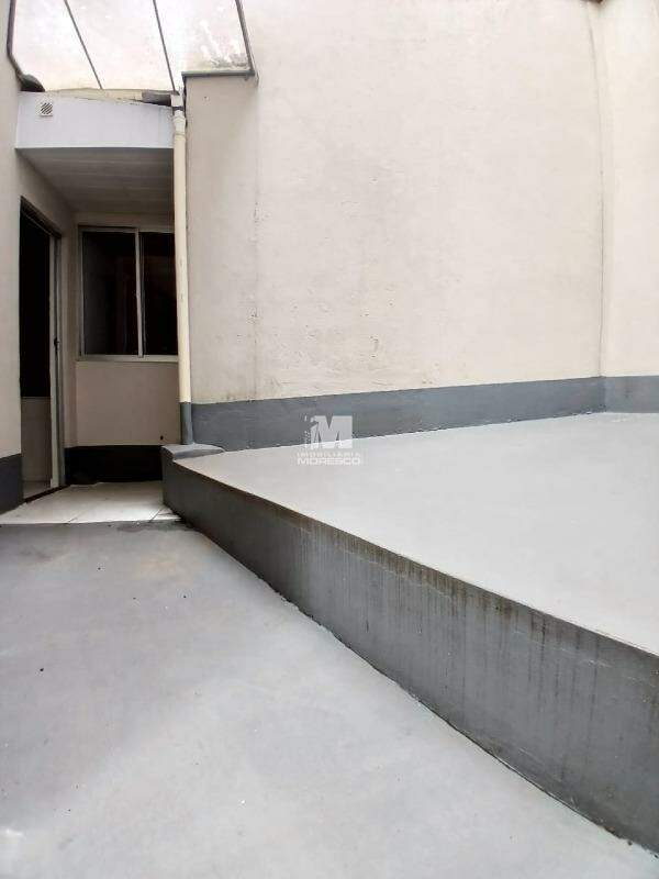 Apartamento para aluguel no bairro Centro: 