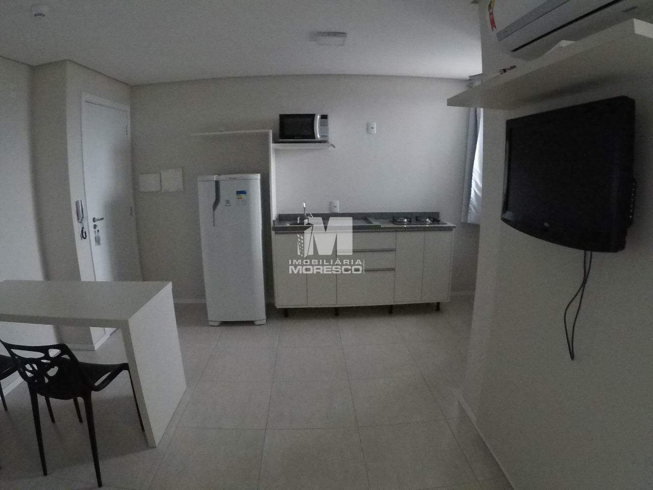 Flat para aluguel no bairro Santa Terezinha: 