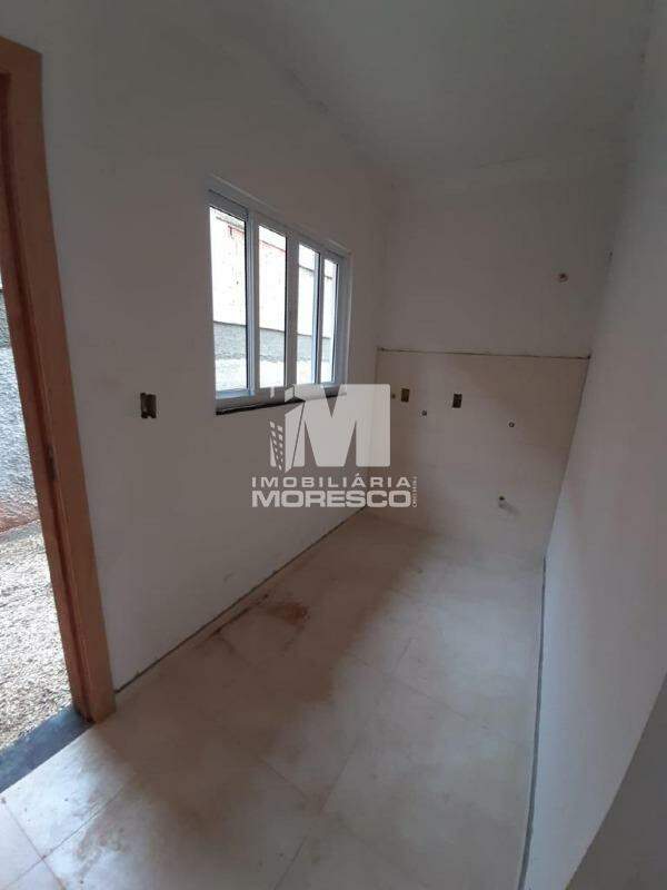 Casa à venda no bairro Dom Joaquim: