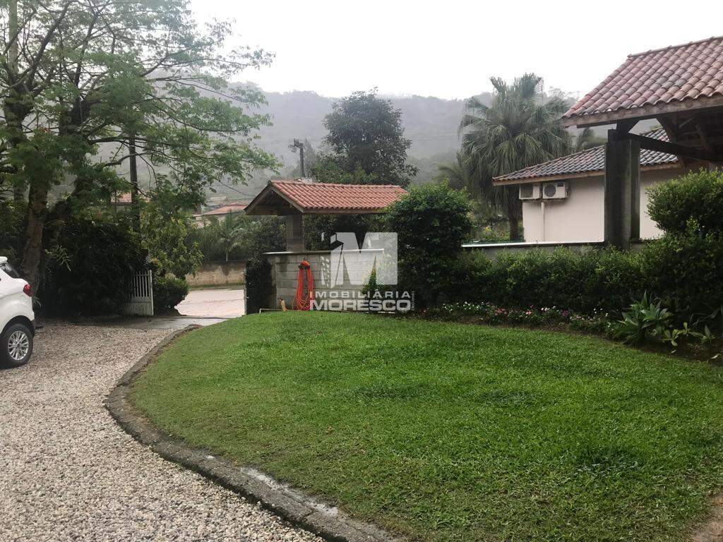 Casa à venda no bairro Lageado Baixo: 