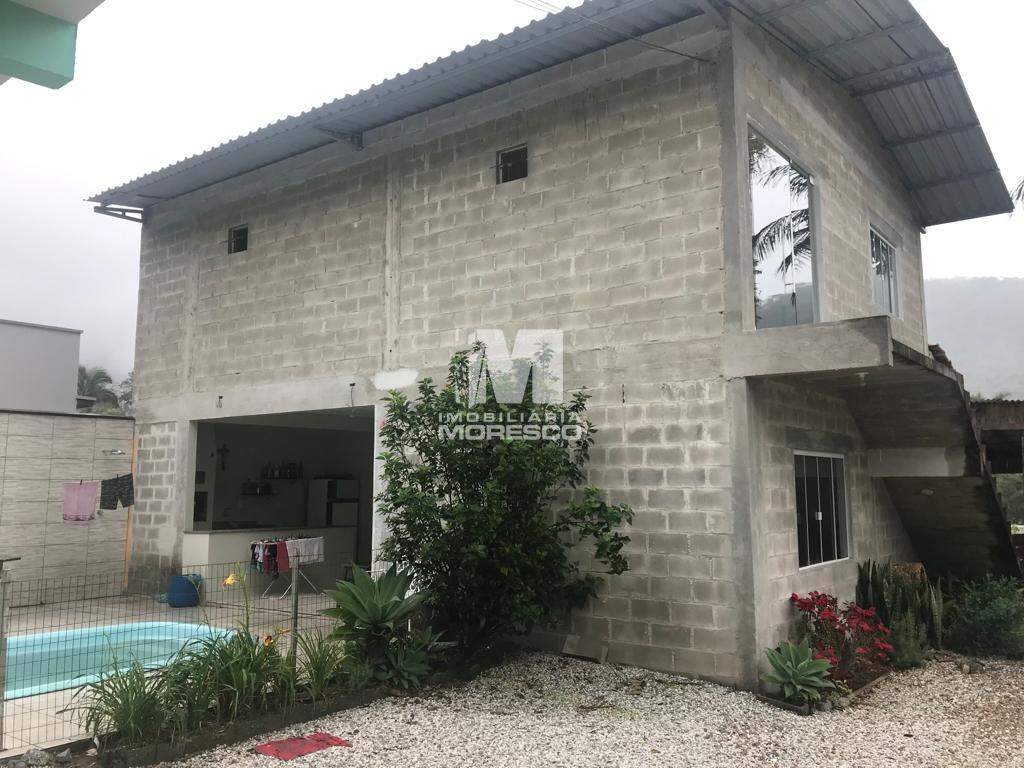 Casa à venda no bairro Lageado Baixo: