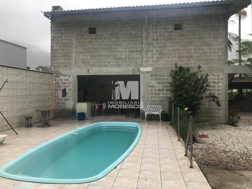 Casa à venda no bairro Lageado Baixo: