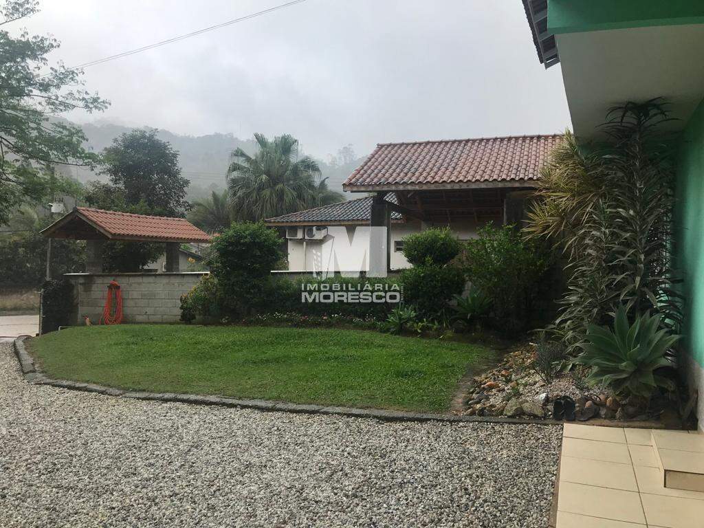 Casa à venda no bairro Lageado Baixo: 
