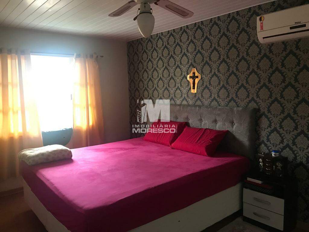 Casa à venda no bairro Lageado Baixo: