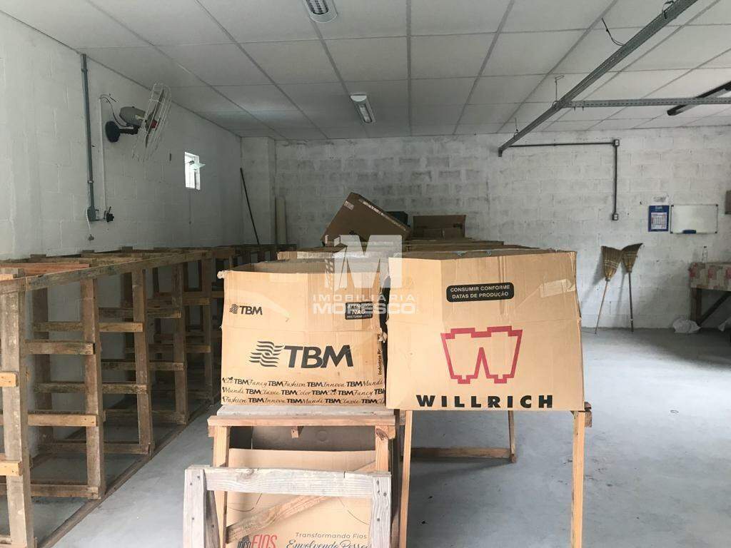 Casa à venda no bairro Lageado Baixo: