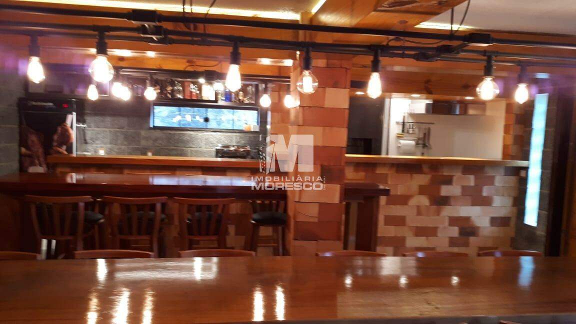 Casa à venda no bairro Azambuja: 