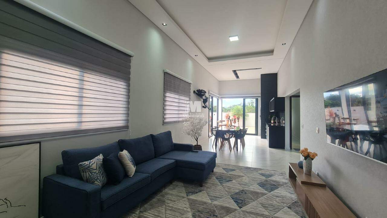 Casa à venda no bairro Souza Cruz: 