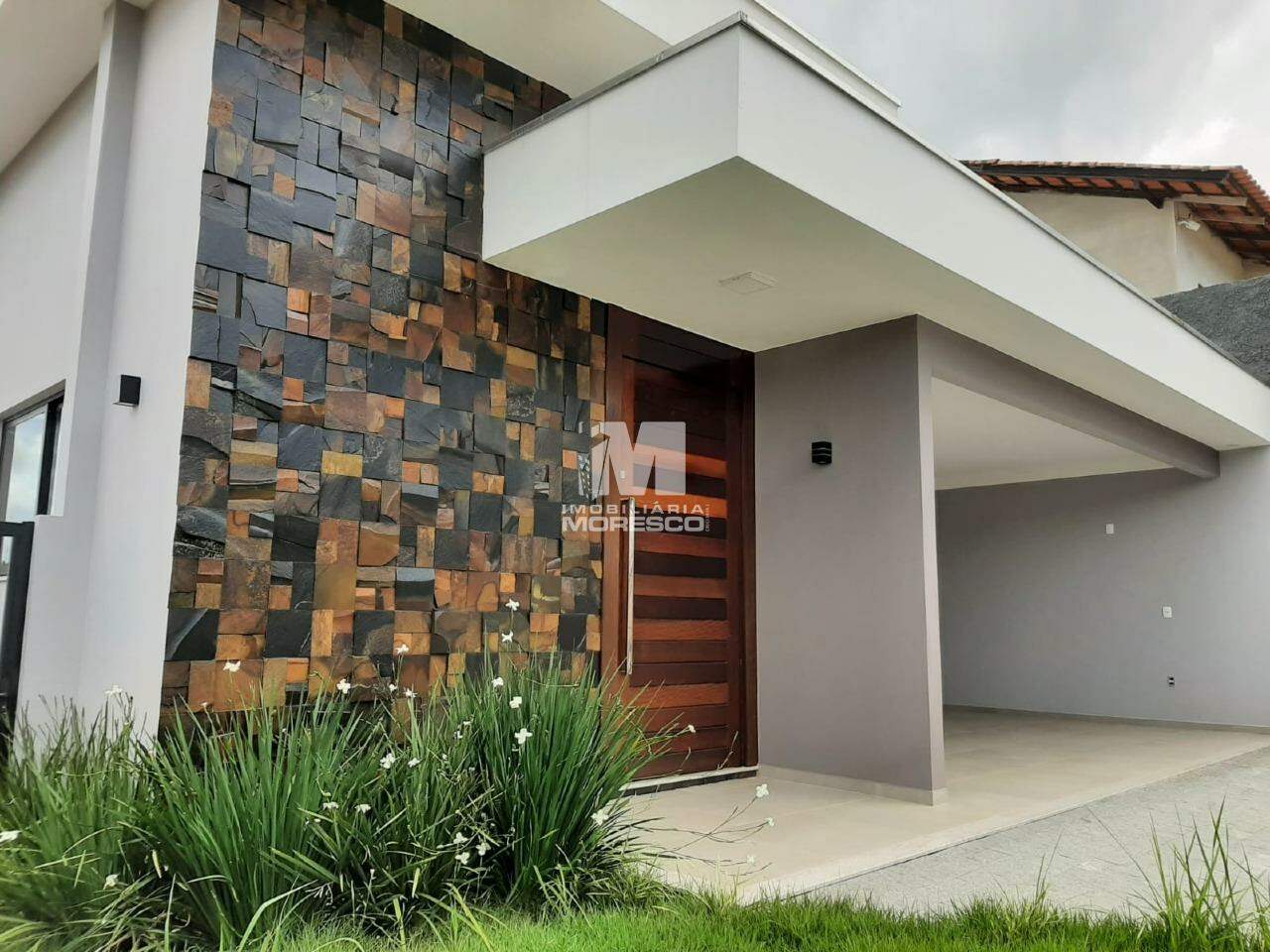 Casa à venda no bairro Souza Cruz: 