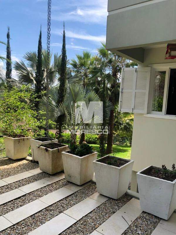 Casa à venda no bairro Jardim Maluche: 