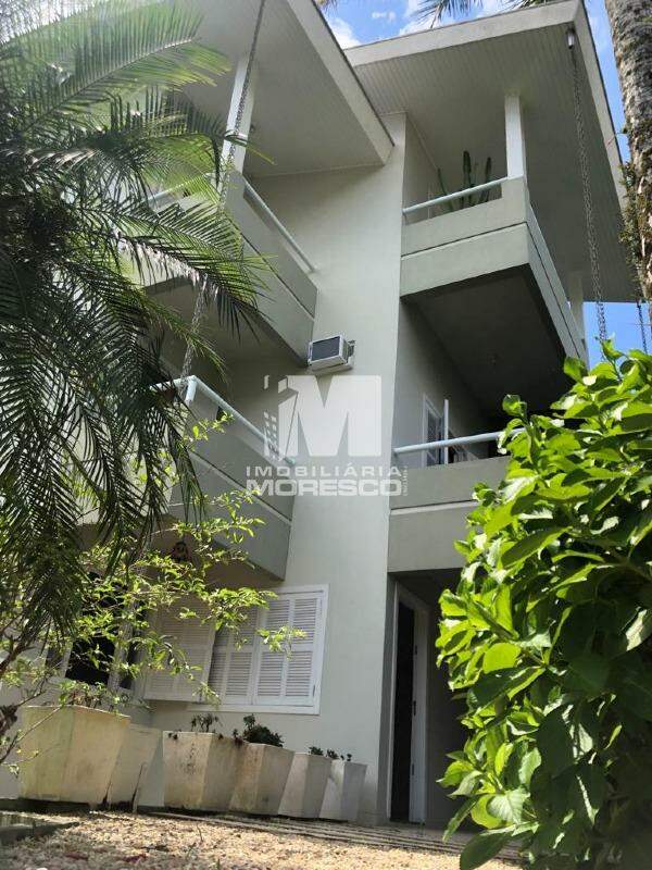 Casa à venda no bairro Jardim Maluche: 