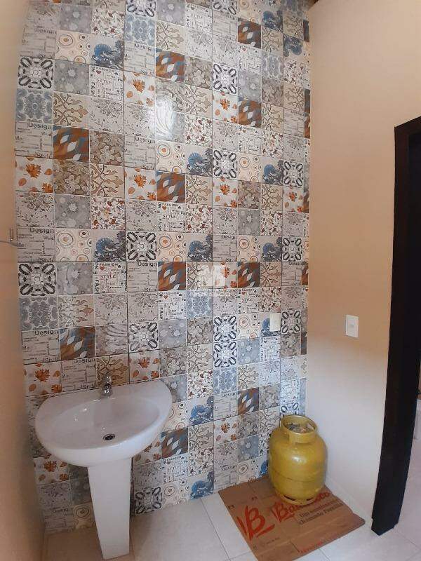 Casa para aluguel no bairro Souza Cruz: 