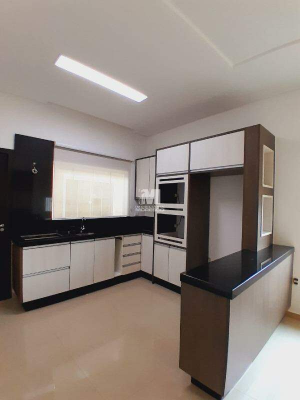 Casa para aluguel no bairro Souza Cruz: 