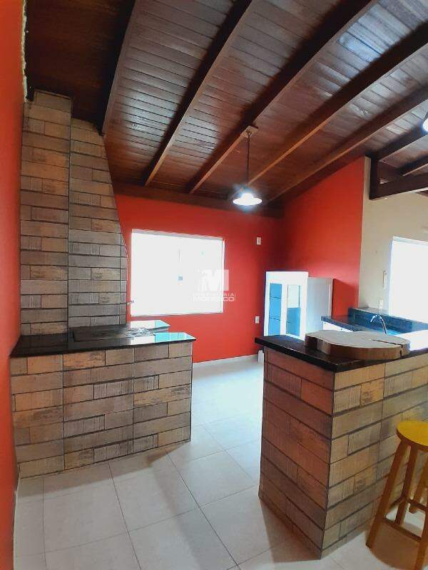 Casa para aluguel no bairro Souza Cruz: 