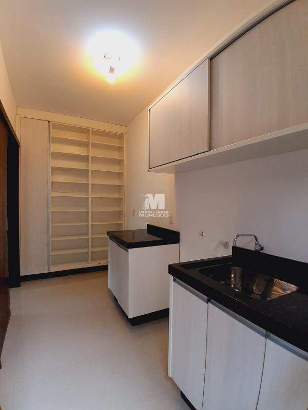 Casa para aluguel no bairro Souza Cruz: 