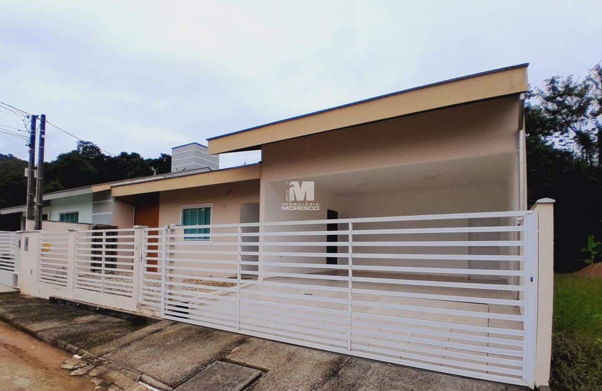Casa para aluguel no bairro Souza Cruz: 